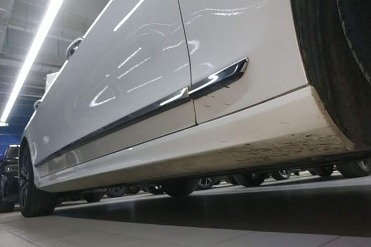 Used Volvo S90 2021 B5 Zhiyi Luxury Edition Right Side Sill
