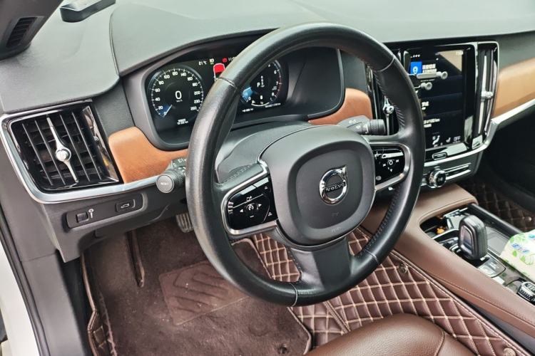 Used Volvo S90 2021 B5 Zhiyi Luxury Edition Steering Wheel