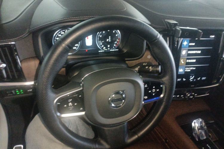 Used Volvo S90 2021 B5 Zhiyuan Luxury Edition Steering Wheel