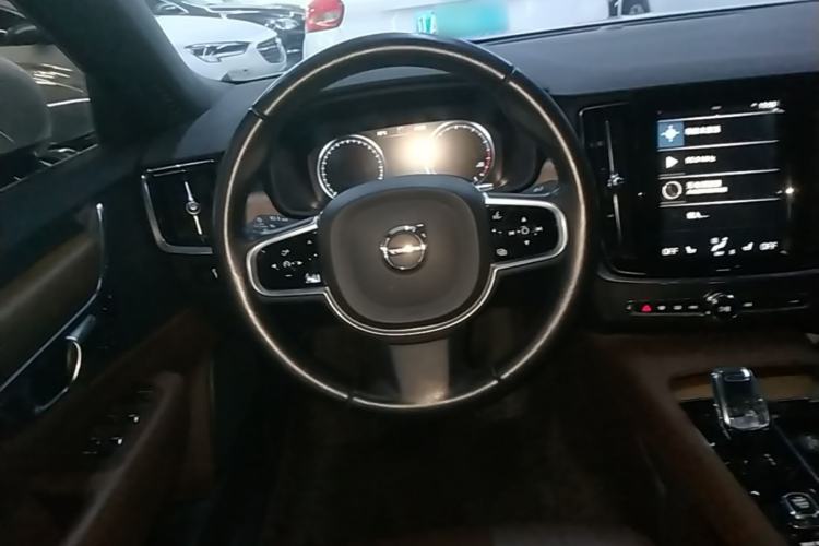 Used Volvo S90 2021 B5 Zhiyi Luxury Edition Steering Wheel
