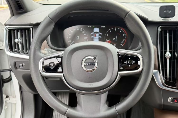 Used Volvo S90 2021 B5 Zhiyuan Luxury Edition Steering Wheel