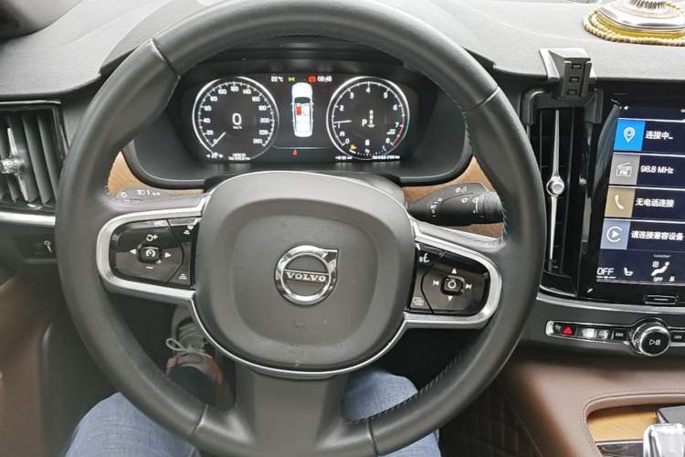 Used Volvo S90 2021 B5 Zhiyi Luxury Edition Steering Wheel