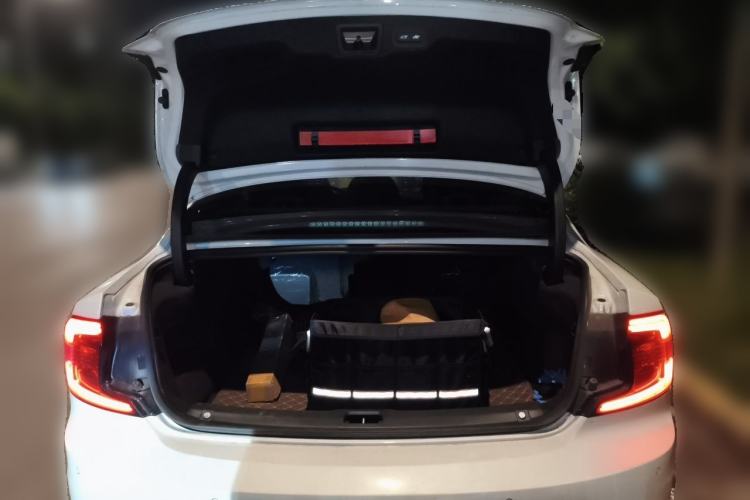 Used Volvo S90 2021 B5 Luxury Smart Edition Trunk