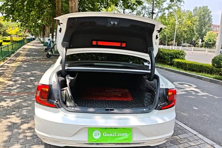 Used Volvo S90 2021 B5 Zhiyi Luxury Edition Trunk