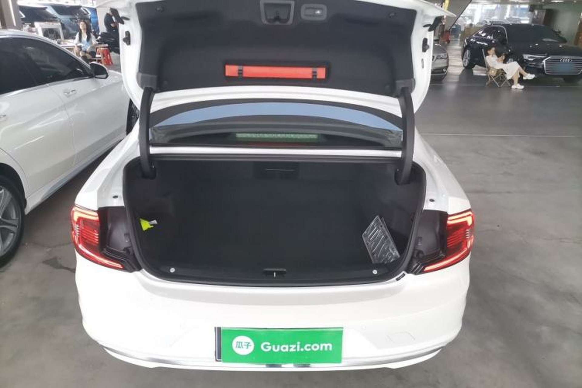 Used Volvo S90 2021 B5 Zhiyi Luxury Edition Trunk
