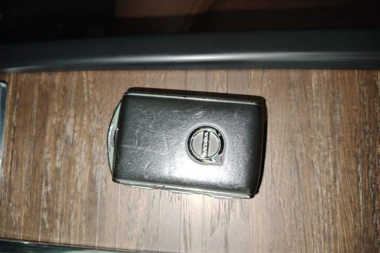 Used Volvo S90 2021 B5 Zhiyuan Luxury Edition Vehicle Key