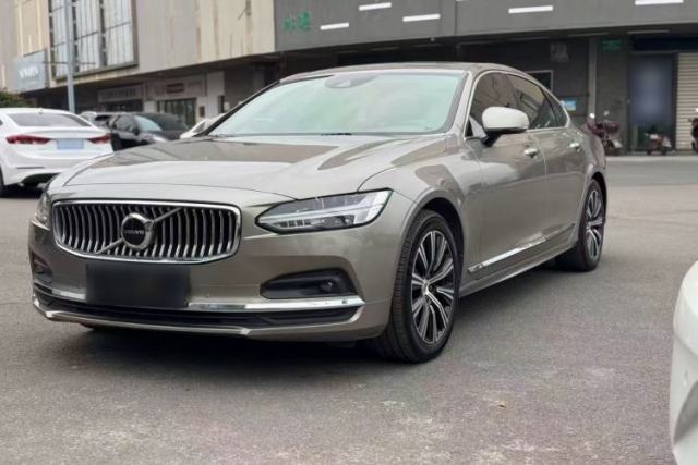 Używany Volvo S90 2021 B5 Zhiyuan Luxury Edition