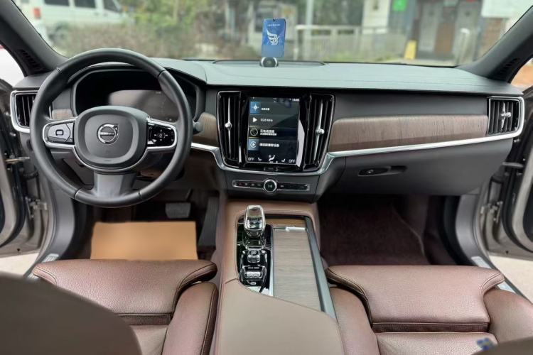 Used Volvo S90 2021 B5 Zhiyuan Luxury Edition Interior 1