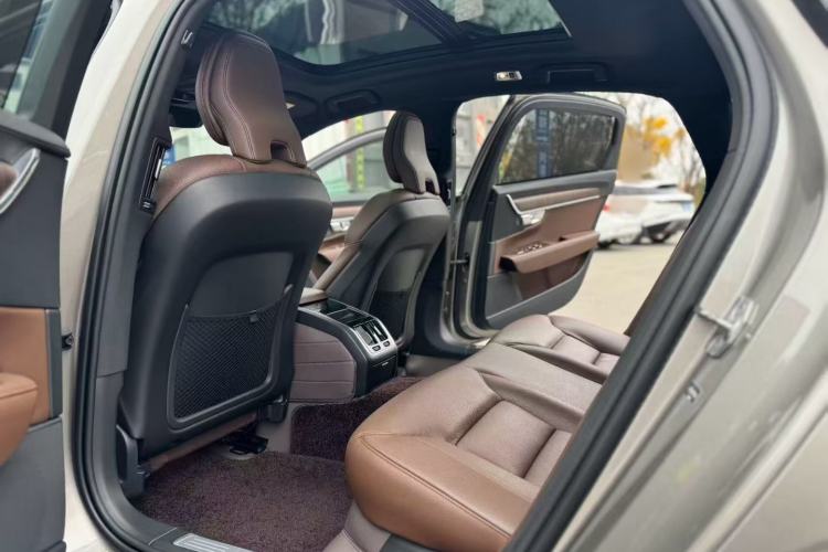 Used Volvo S90 2021 B5 Zhiyuan Luxury Edition Interior 3