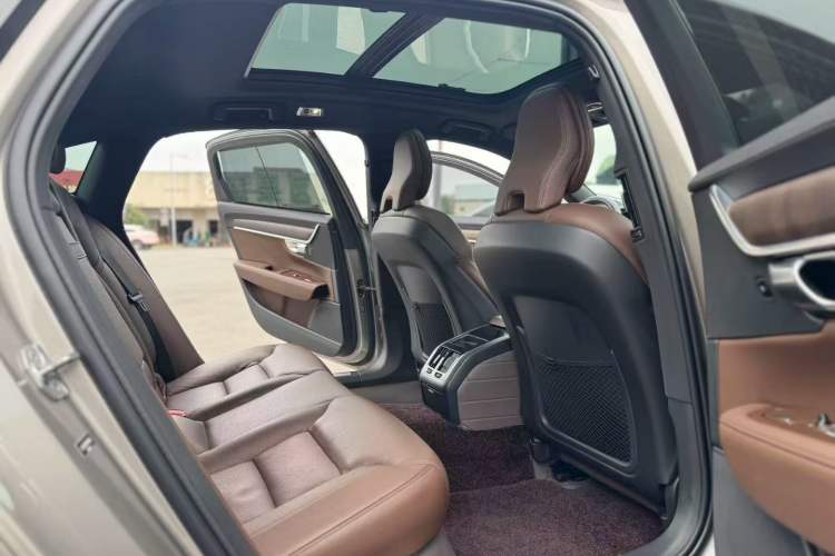 Used Volvo S90 2021 B5 Zhiyuan Luxury Edition Interior 5