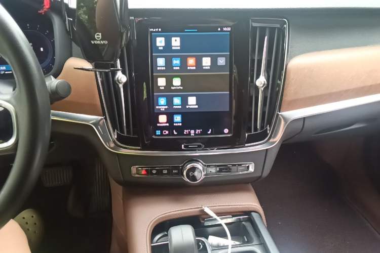Used Volvo S90 2022 B5 Zhiyi Luxury Edition Audio And AC Panel