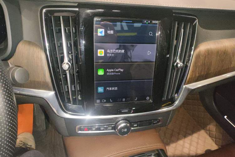 Used Volvo S90 2022 B5 Zhiyuan Luxury Edition Audio And AC Panel
