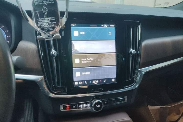 Used Volvo S90 2022 B5 Zhiyuan Luxury Edition Audio And AC Panel
