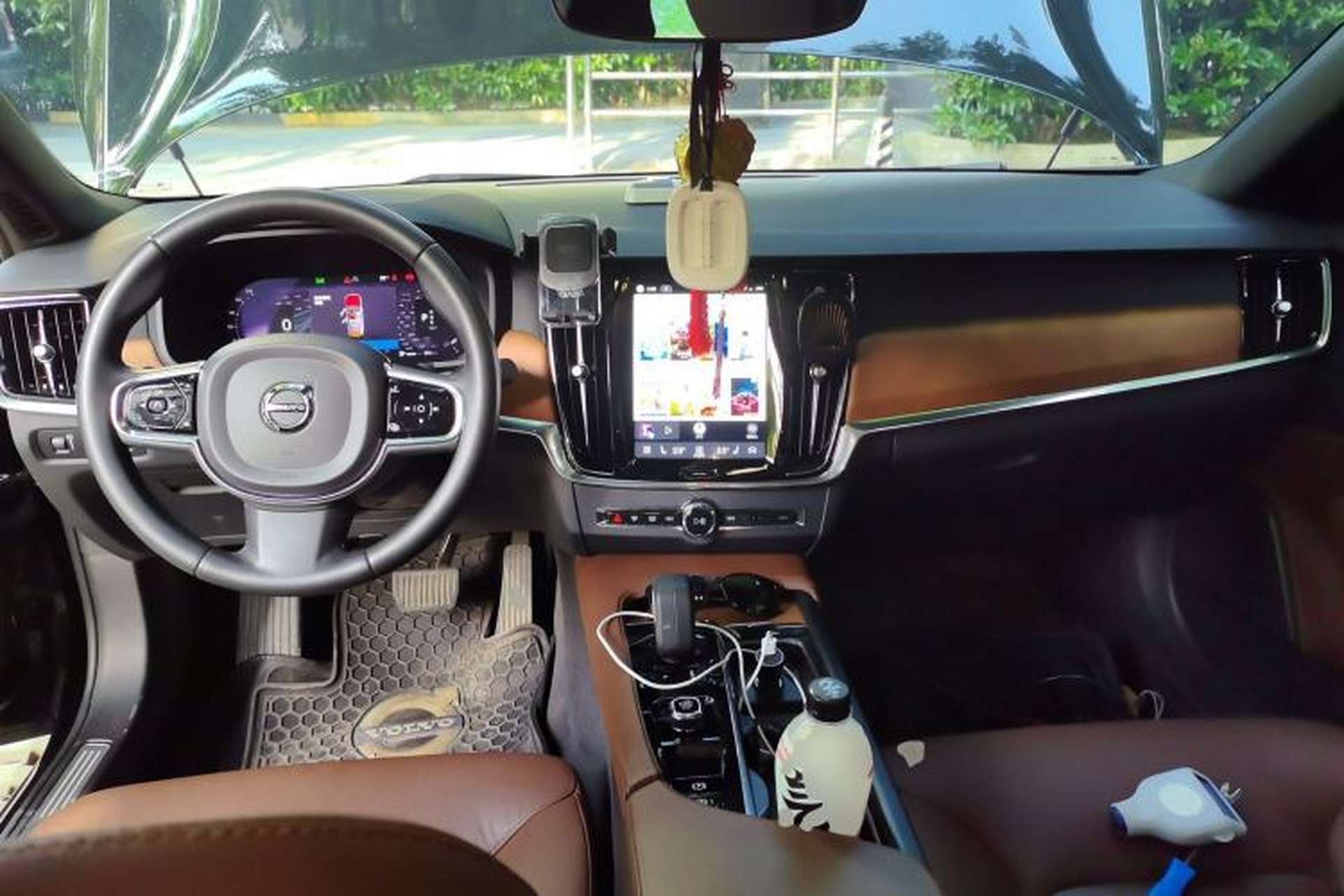 Used Volvo S90 2022 B5 Zhiyi Luxury Edition Center Console