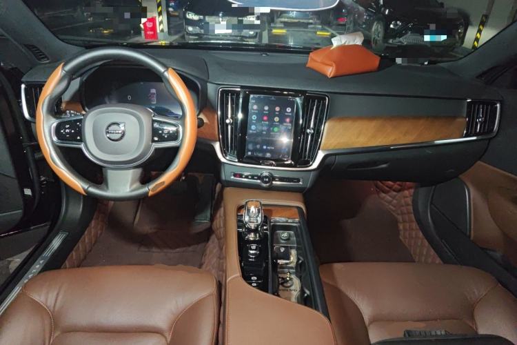 Used Volvo S90 2022 B5 Zhiyi Luxury Edition Center Console