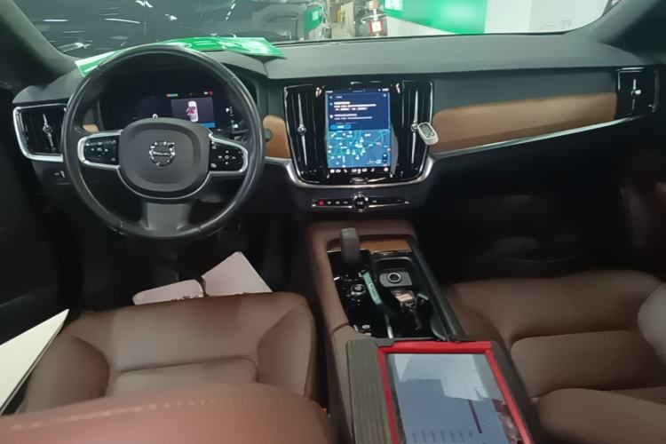 Used Volvo S90 2022 B5 Zhiyi Luxury Edition Center Console