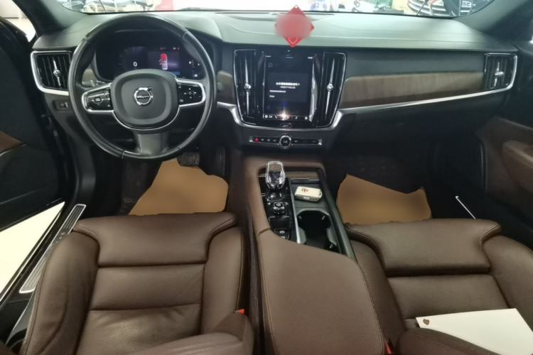Used Volvo S90 2022 B5 Zhiyuan Luxury Edition Center Console