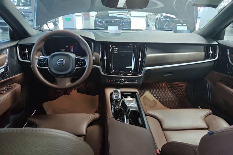 Used Volvo S90 2022 B5 Zhiyuan Luxury Edition Center Console