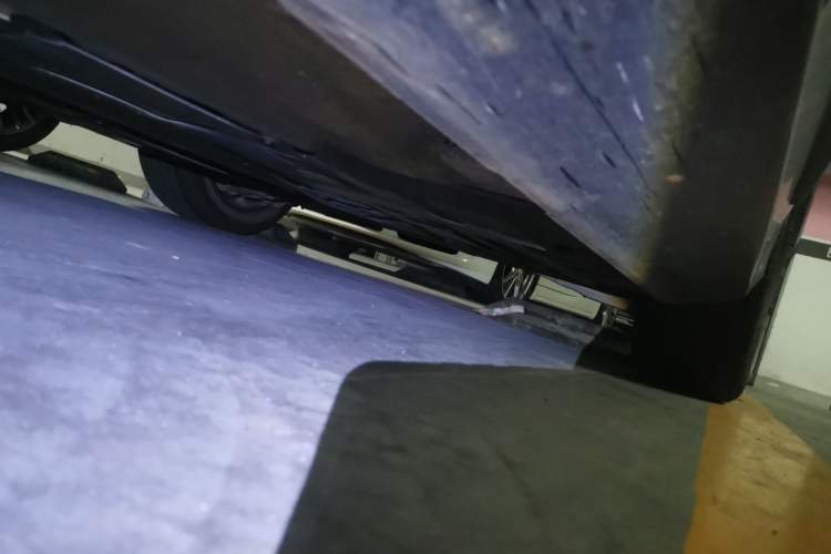 Used Volvo S90 2022 B5 Zhiyi Luxury Edition Chassis Front Left