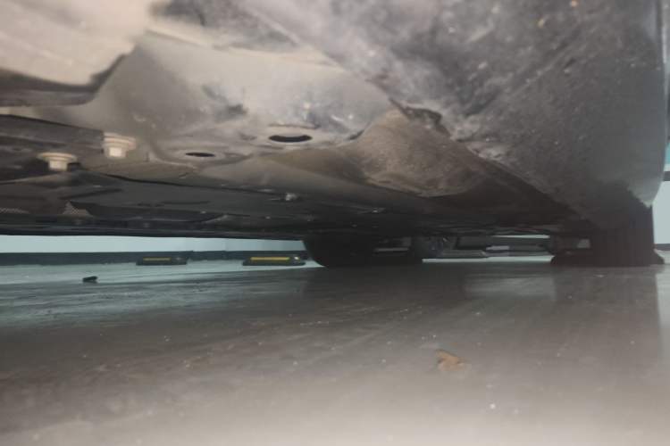 Used Volvo S90 2022 B5 Zhiyuan Luxury Edition Chassis Front Left