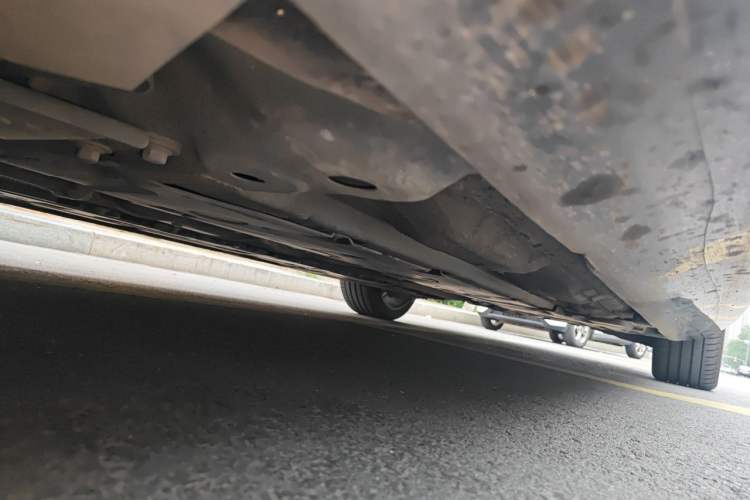 Used Volvo S90 2022 B5 Zhiya Luxury Edition Chassis Front Left