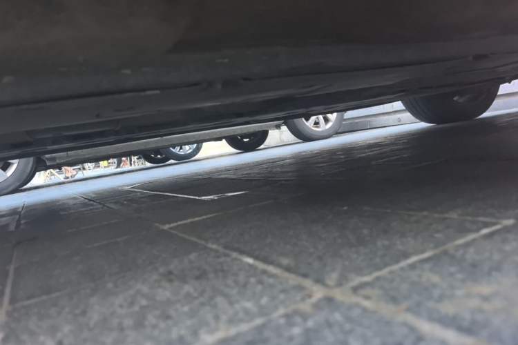 Used Volvo S90 2022 B5 Zhiyi Sport Edition Chassis Front Left