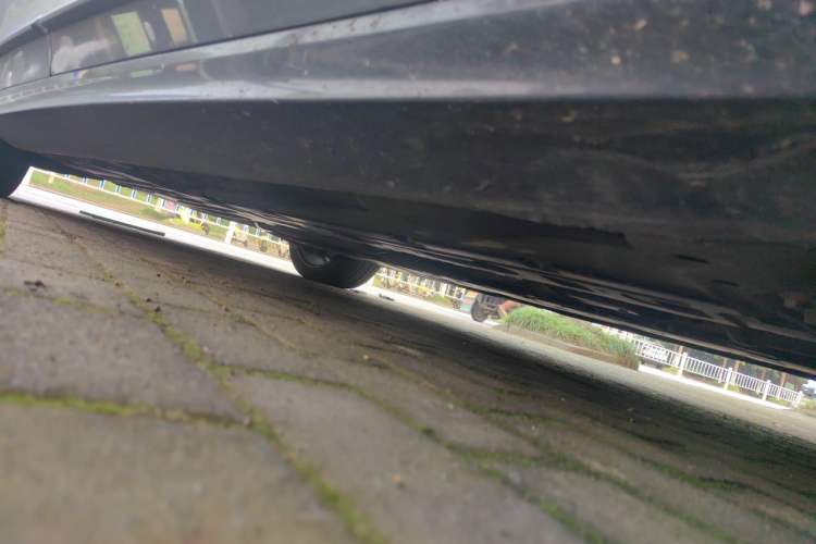 Used Volvo S90 2022 B5 Zhiyuan Luxury Edition Chassis Front Right