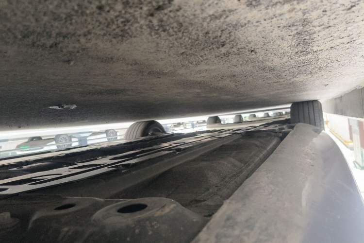 Used Volvo S90 2022 B5 Zhiyi Luxury Edition Chassis Front Right