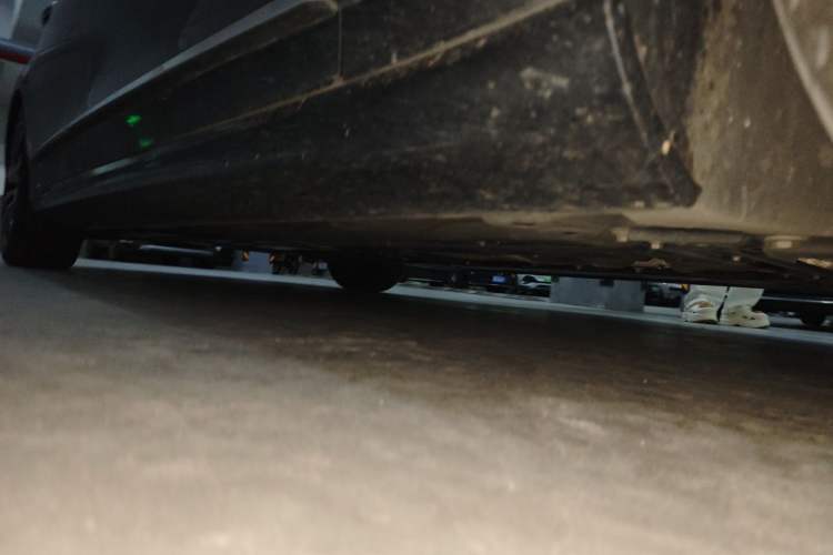 Used Volvo S90 2022 B5 Zhiyi Luxury Edition Chassis Front Right