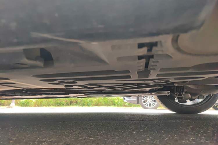 Used Volvo S90 2022 B5 Zhiyuan Luxury Edition Chassis Rear Left