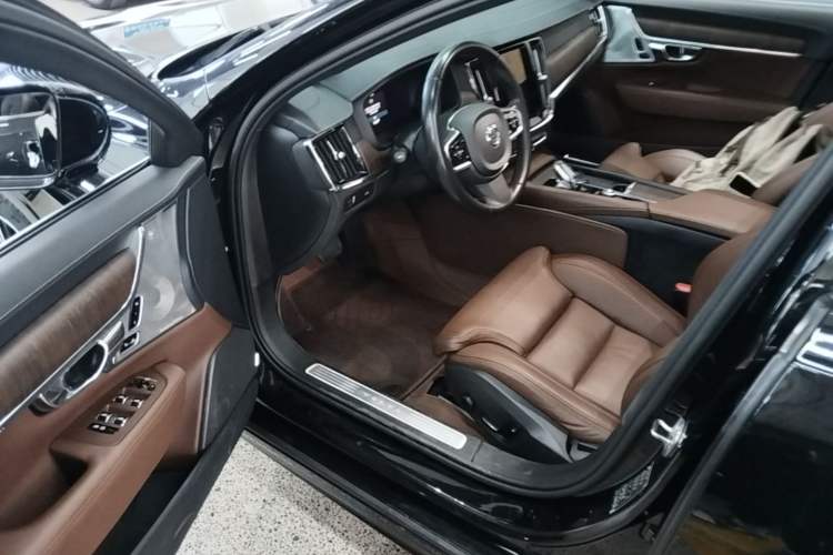 Used Volvo S90 2022 B5 Zhiya Luxury Edition Driver Seat