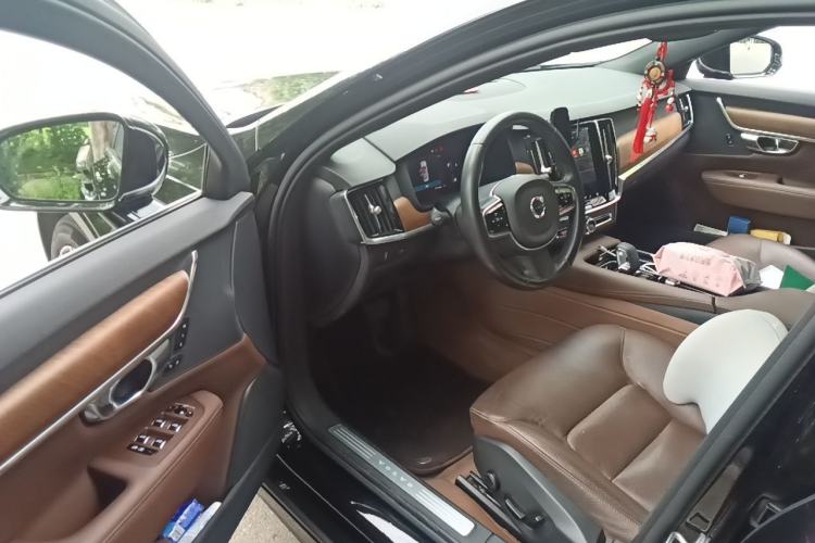 Used Volvo S90 2022 B5 Zhiyi Luxury Edition Driver Seat