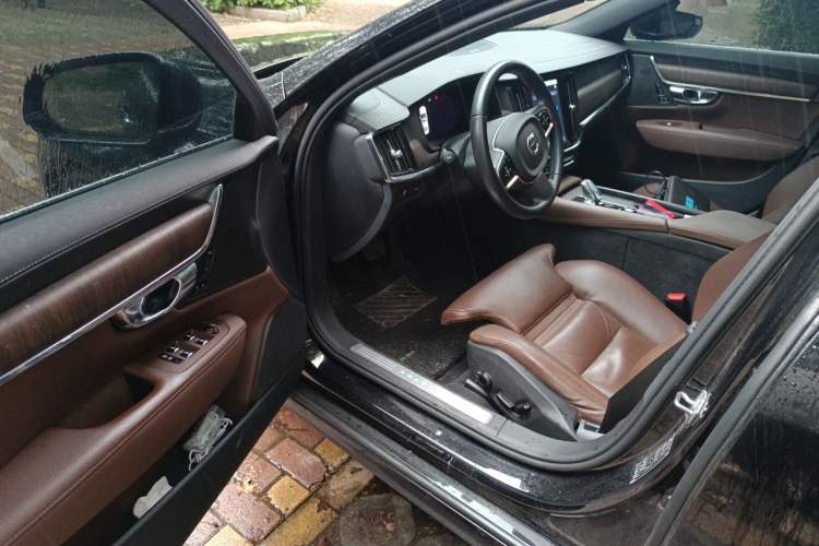 Used Volvo S90 2022 B5 Zhiyuan Luxury Edition Driver Seat