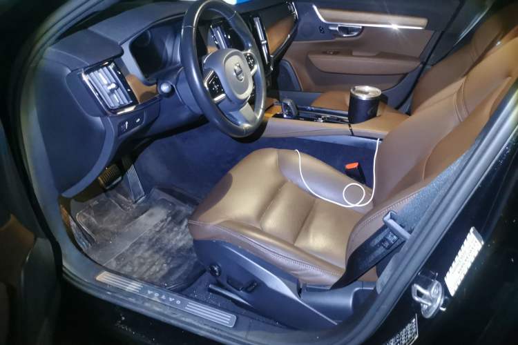 Used Volvo S90 2022 B5 Zhiyi Luxury Edition Driver Seat