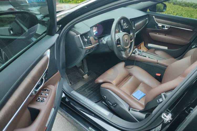 Used Volvo S90 2022 B5 Zhiyuan Luxury Edition Driver Seat