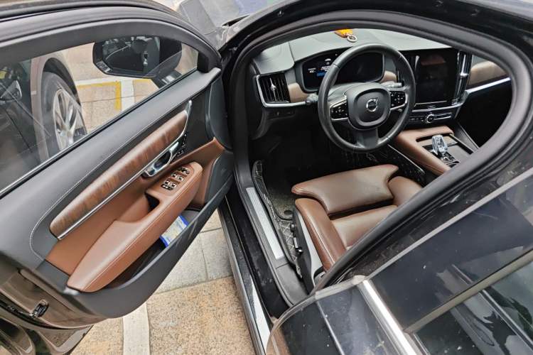 Used Volvo S90 2022 B5 Zhiyuan Luxury Edition Driver Seat