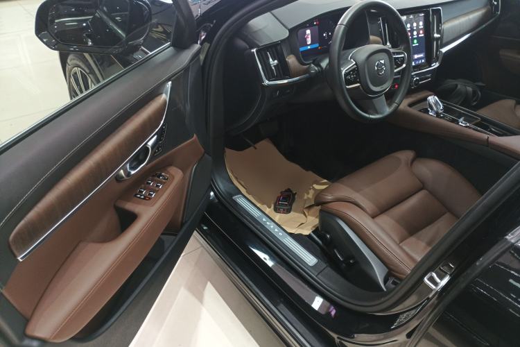 Used Volvo S90 2022 B5 Zhiyuan Luxury Edition Driver Seat