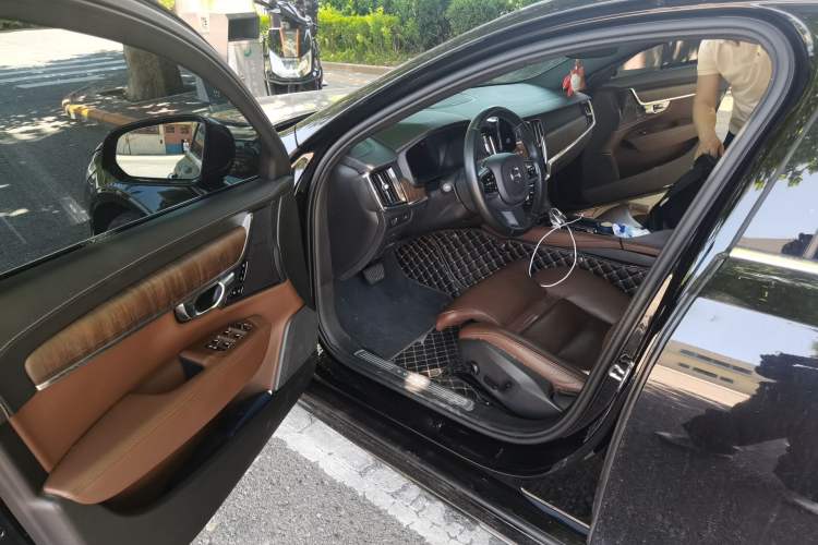 Used Volvo S90 2022 B5 Zhiyuan Luxury Edition Driver Seat
