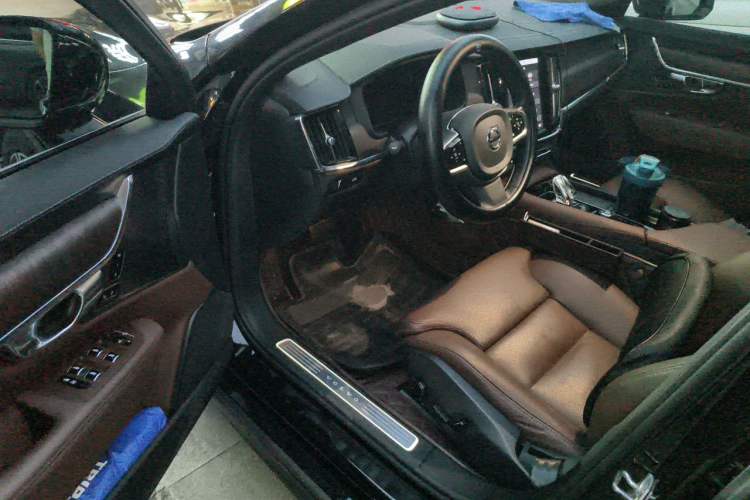 Used Volvo S90 2022 B5 Zhiyuan Luxury Edition Driver Seat