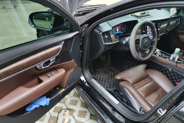 Used Volvo S90 2022 B5 Zhiyuan Luxury Edition Driver Seat