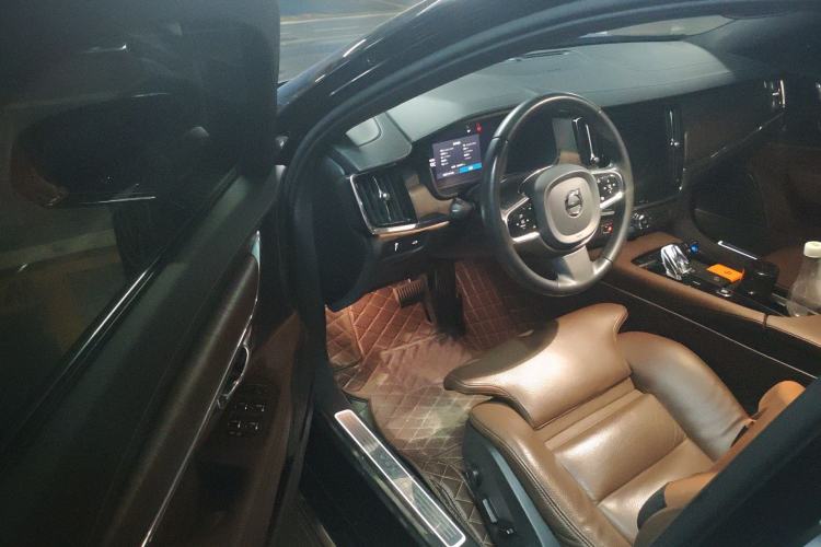 Used Volvo S90 2022 B5 Zhiyuan Luxury Edition Driver Seat