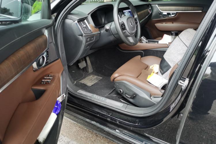 Used Volvo S90 2022 B5 Zhiyuan Luxury Edition Driver Seat