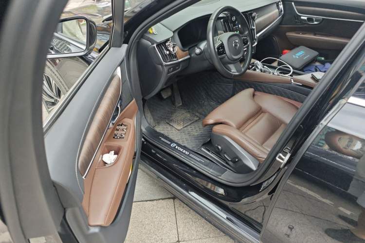 Used Volvo S90 2022 B5 Zhiyuan Luxury Edition Driver Seat
