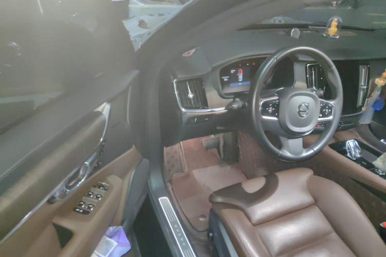 Used Volvo S90 2022 B5 Zhiyuan Luxury Edition Driver Seat