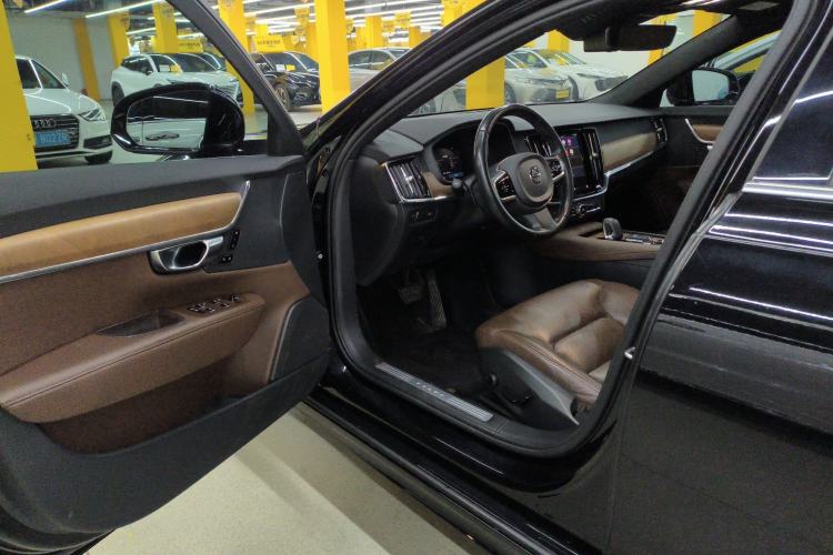 Used Volvo S90 2022 B5 Zhiyi Luxury Edition Driver Seat