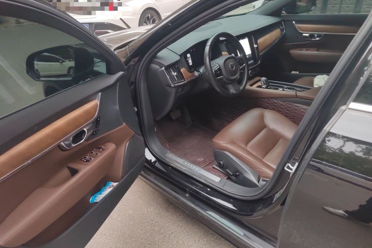 Used Volvo S90 2022 B5 Zhiyi Luxury Edition Driver Seat