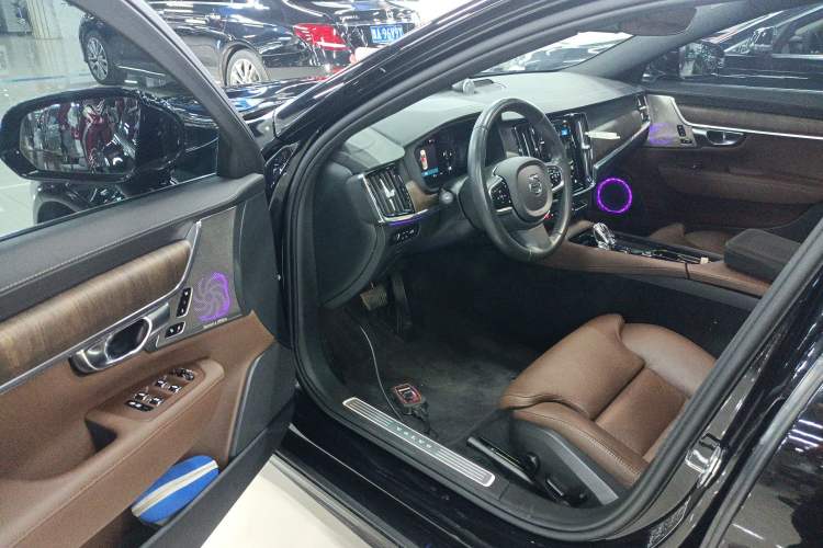 Used Volvo S90 2022 B5 Zhiyuan Luxury Edition Driver Seat