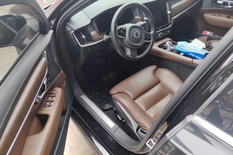 Used Volvo S90 2022 B5 Zhiyuan Luxury Edition Driver Seat