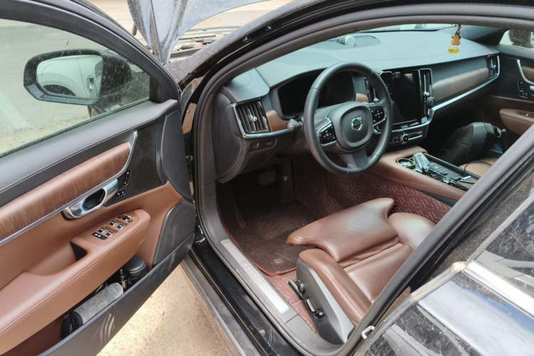 Used Volvo S90 2022 B5 Zhiyuan Luxury Edition Driver Seat