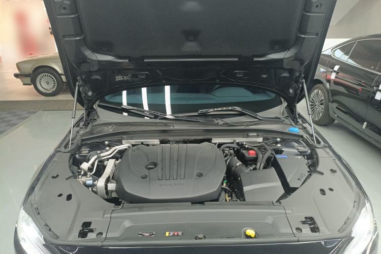 Used Volvo S90 2022 B5 Zhiyuan Luxury Edition Engine Bay